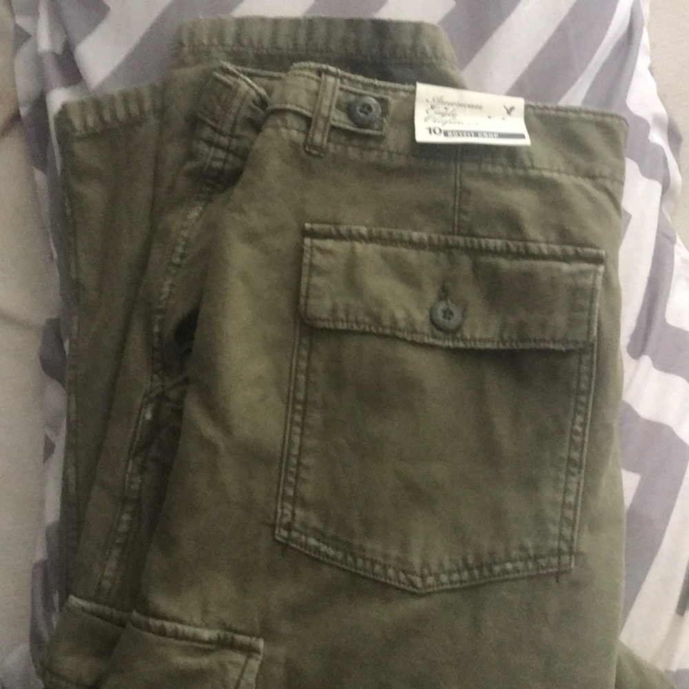 American Eagle boyfriend crop